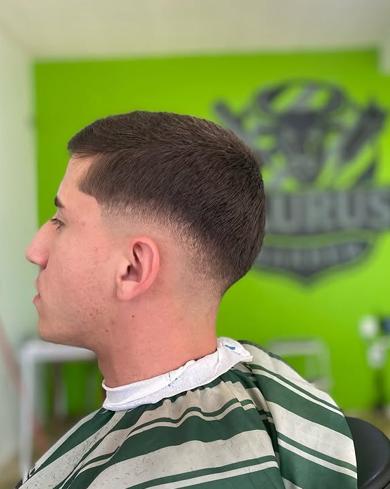 Corte masculino realizado na TAURUS BARBER 2 — foto 1